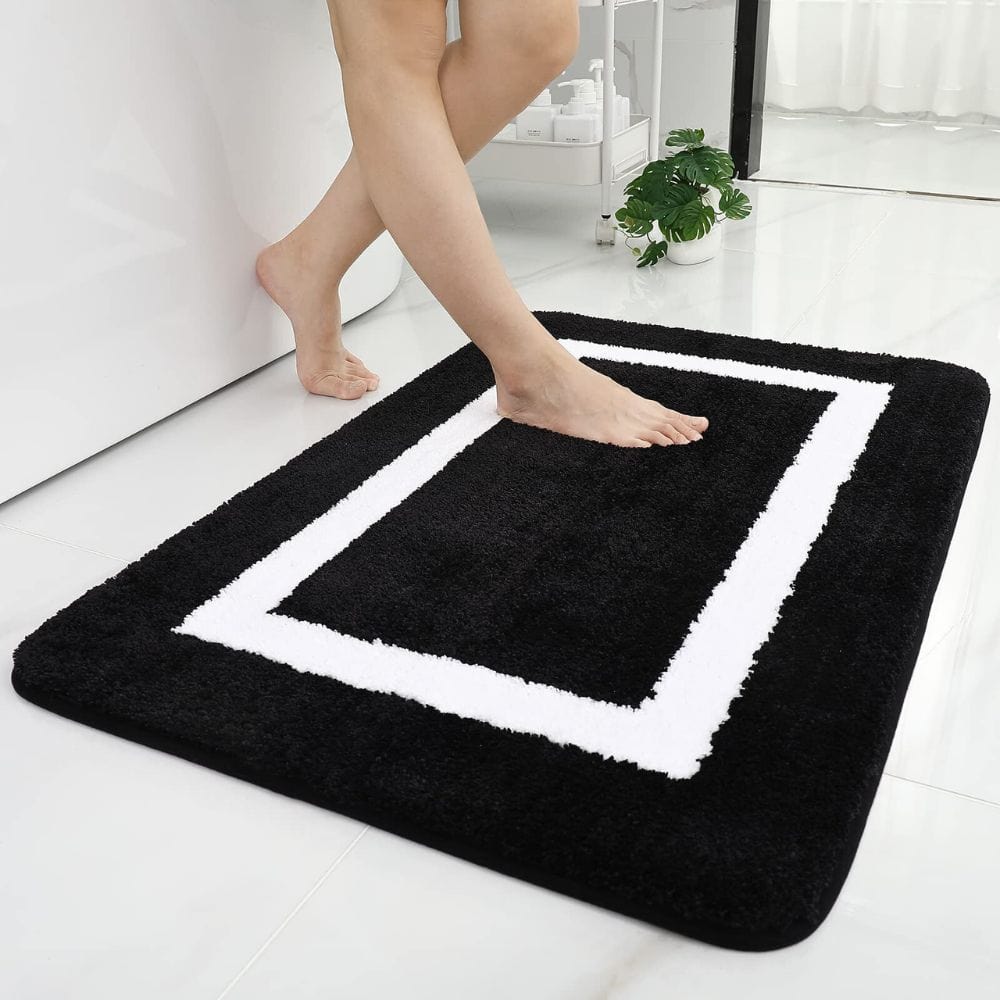 Tapis De Bain Design Noir Et Blanc